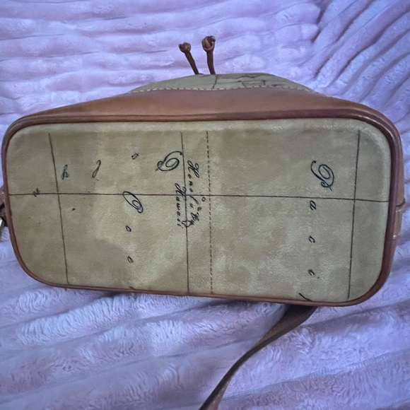 Alviero Martini Tan Leather Bag
